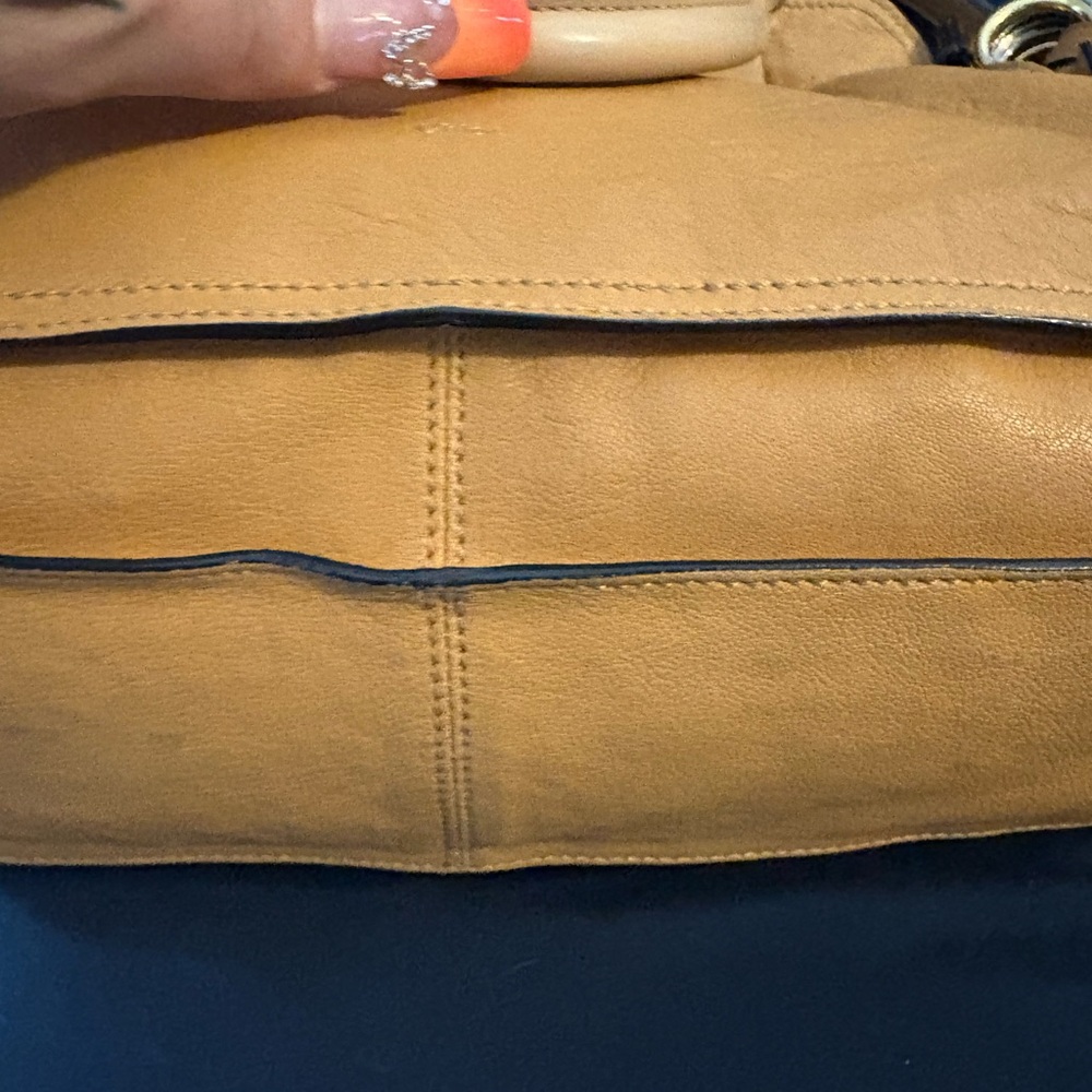 Chloe Tan and Cream Satchel shoulder bag - Picture 3 of 12